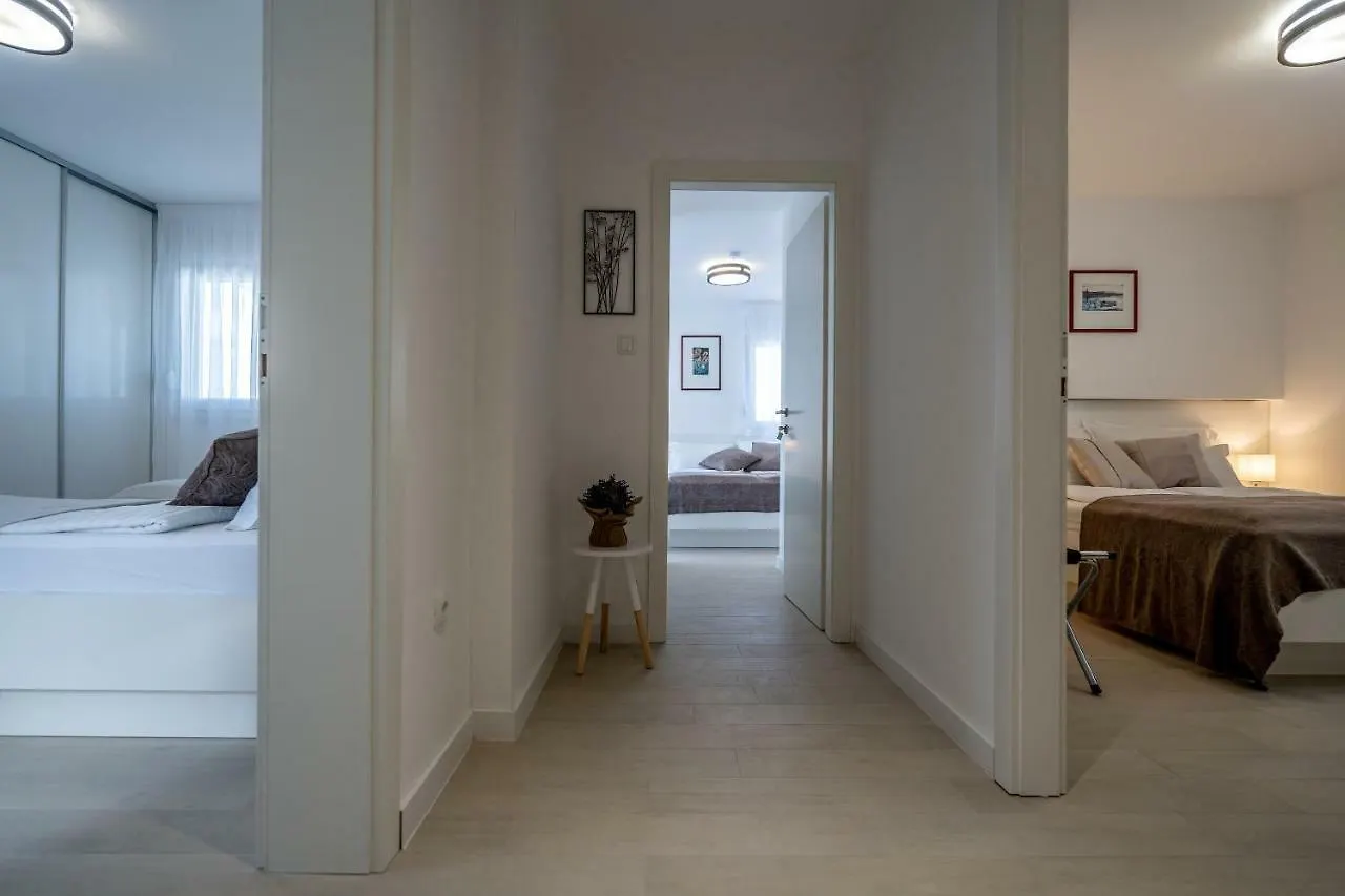 Villa Ribalto Trogir 0*,  Croatia